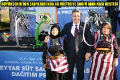 BÜYÜKŞEHİR’DEN ŞALPAZARI’NDA 40 ÜRETİCİYE SAĞIM MAKİNASI DESTEĞİ
